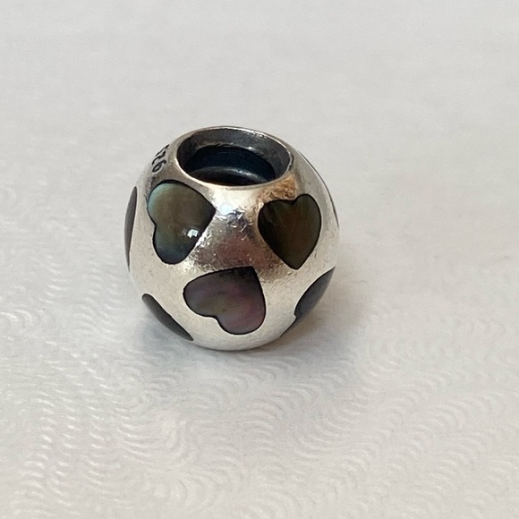 pandora “love me” black mother of pearl heart charm - Picture 2 of 6